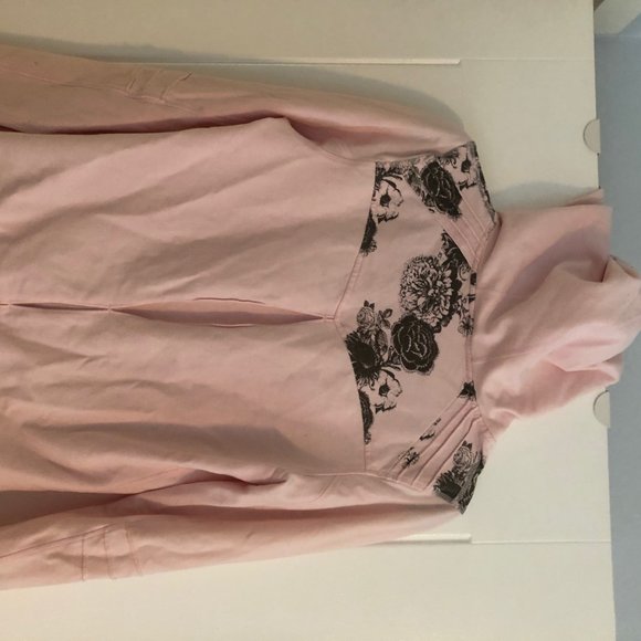 Lululemon Light weight hoodie - Picture 7 of 8